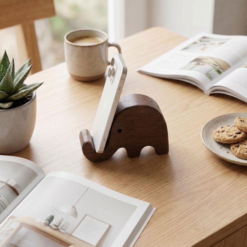 Prosty, kreatywny stojak na te – Display Stand Wood recenzja i cena